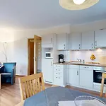 Haus Moewe 01, Sellin Apartamento *